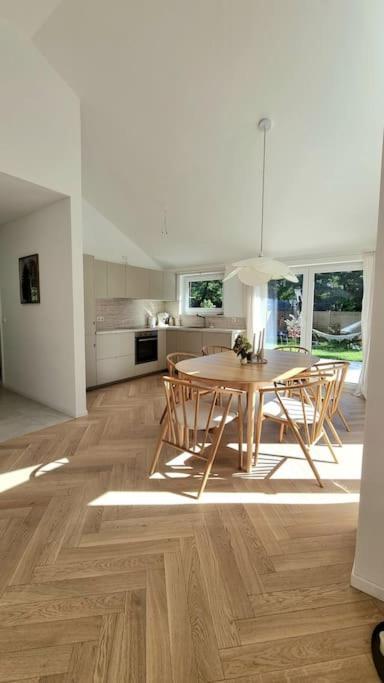 Haus Am Waldrand Und In Seenaehe Lehnin Ngoại thất bức ảnh